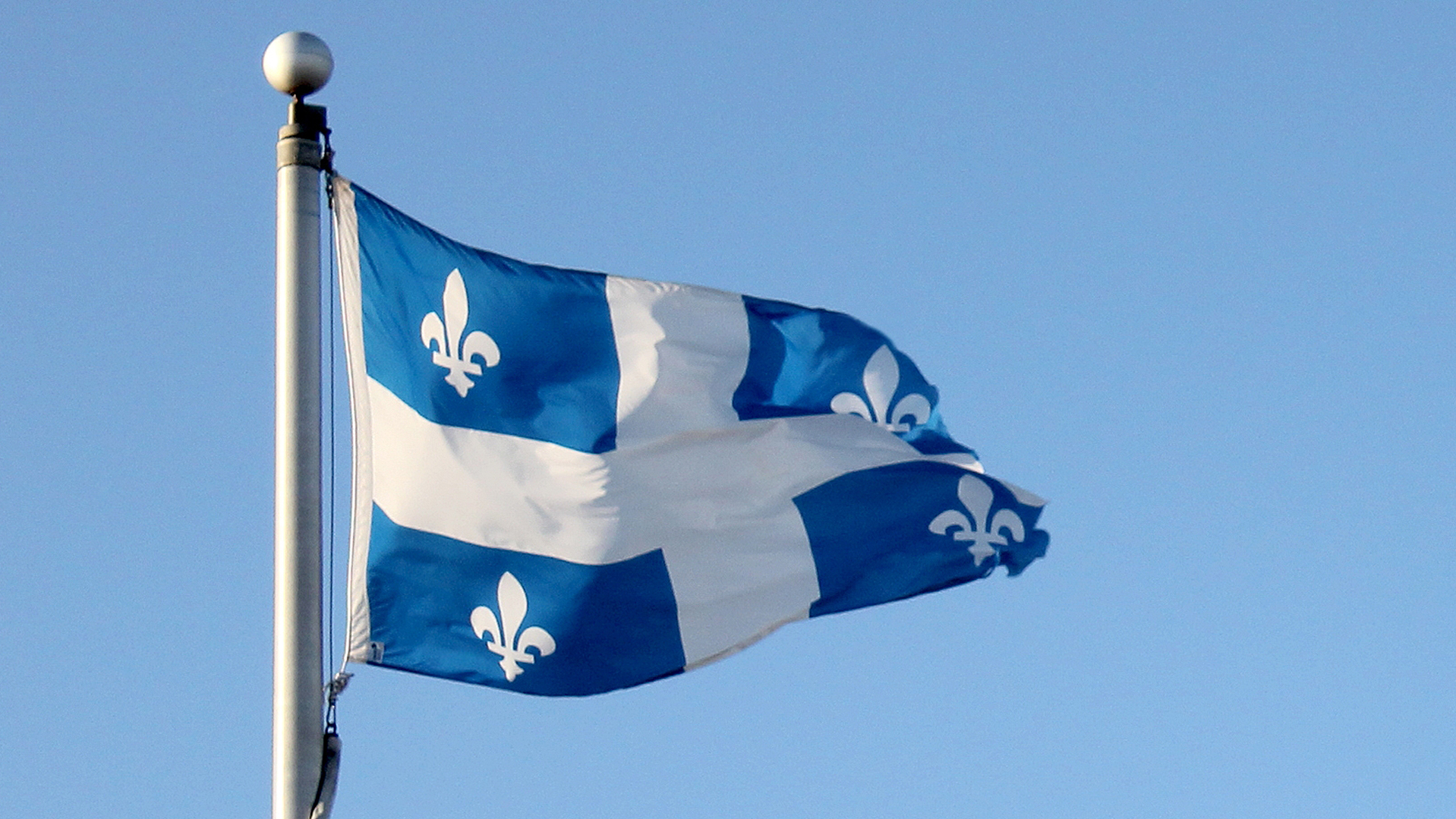 Drapeau Quebec Opération prospérité Québec Carrefour Québec International